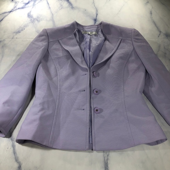 Tahari Arthur S. Levine Lavender Purple Blazer - Picture 3 of 8